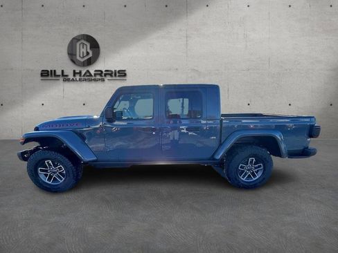 New 2026 Jeep Gladiator Mojave image 10