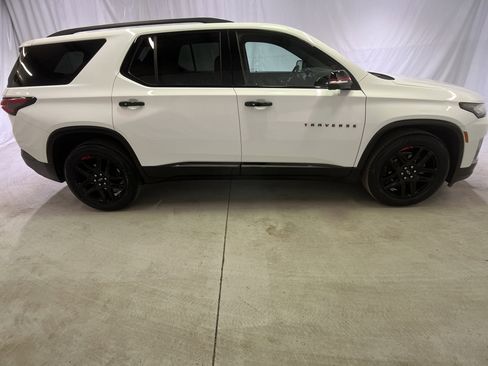Used 2023 Chevrolet Traverse Premier w/ Redline Edition image 12