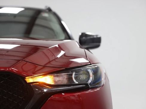 Used 2018 MAZDA CX-5 Touring AWD/4WD image 3