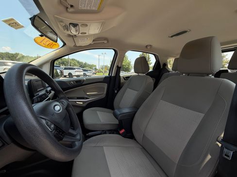 Used 2021 Ford EcoSport S FWD image 7