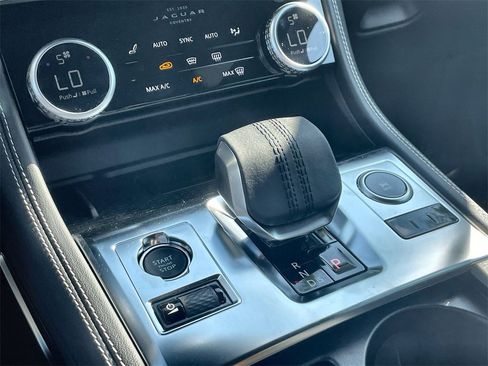 Used 2025 Jaguar F-PACE R-Dynamic S image 27