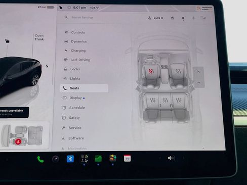Used 2024 Tesla Model Y 2WD image 19