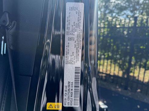 Used 2022 Jeep Gladiator Overland w/ Popular Equipment Package image 27