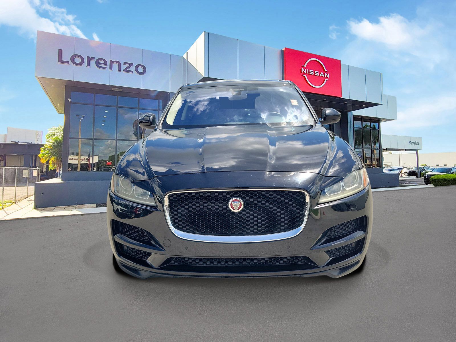 Used 2019 Jaguar F-PACE AWD/4WD image 2
