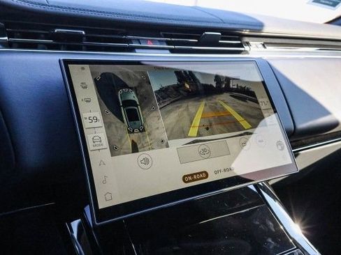 New 2025 Land Rover Range Rover Sport Dynamic SE image 36