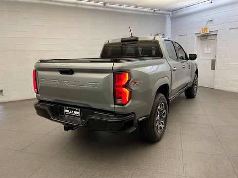 Used 2023 Chevrolet Colorado Z71 w/ Z71 Convenience Package 2 AWD/4WD image 5