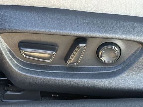 Certified 2026 Toyota Camry SE image 28