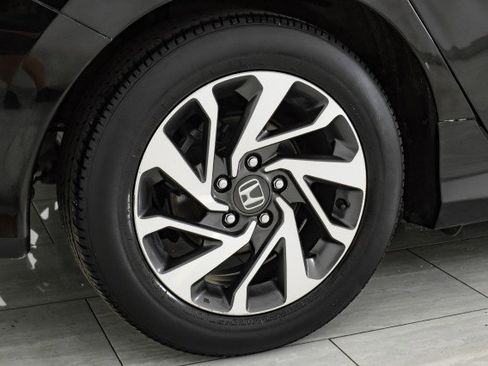 Used 2017 Honda Civic EX image 50