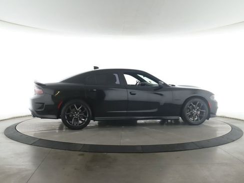 Used 2022 Dodge Charger R/T w/ Blacktop Package RWD image 6