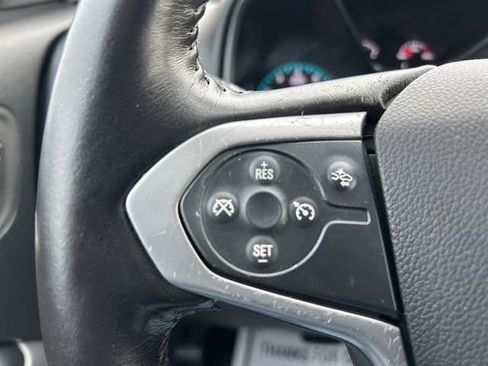 Used 2022 Chevrolet Colorado LT w/ Fleet Safety Package RWD image 18