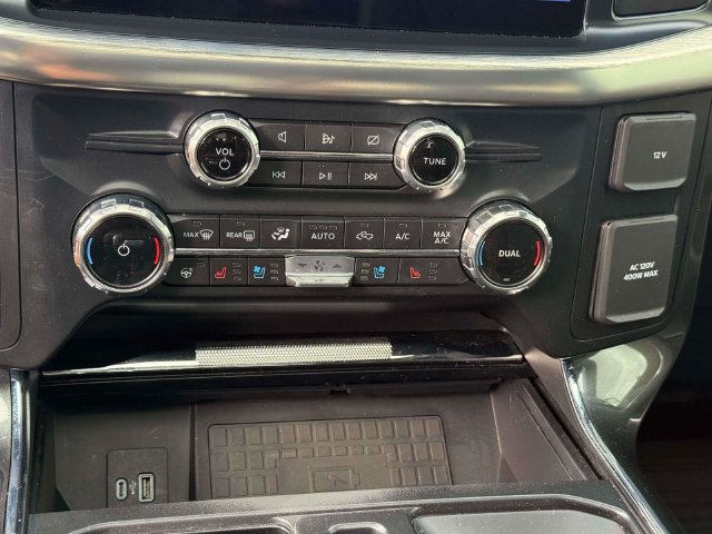 Used 2022 Ford F150 Lariat w/ Equipment Group 502A High AWD/4WD image 31