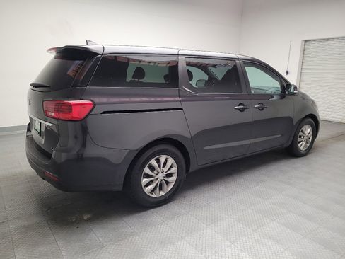 Used 2020 Kia Sedona LX FWD image 10