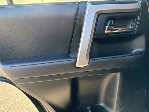 Used 2022 Toyota 4Runner Limited image 12