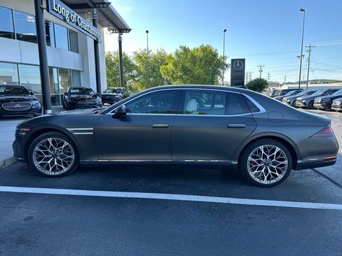 Used 2023 Genesis G90 3.5T AWD/4WD image 4