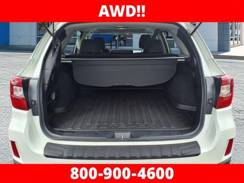 Used 2016 Subaru Outback 2.5i Limited AWD/4WD image 5
