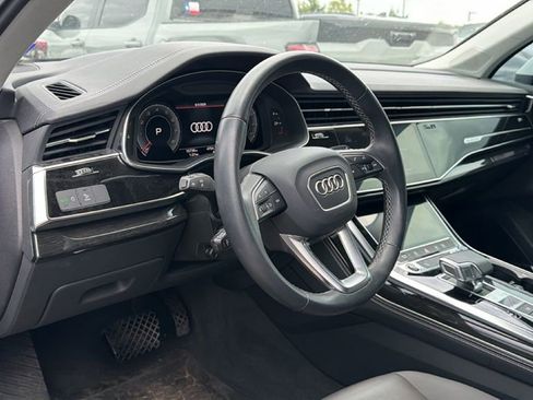 Used 2025 Audi Q7 2.0T Premium Plus w/ Premium Plus Package AWD/4WD image 13