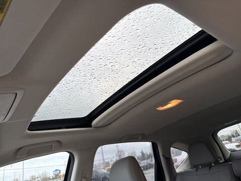 Used 2015 Honda CR-V Touring image 15