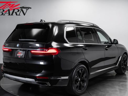 Used 2022 BMW X7 xDrive40i w/ Premium Package AWD/4WD image 5