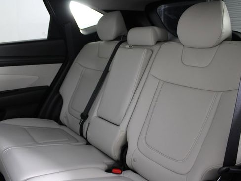 Certified 2025 Hyundai Tucson SEL FWD image 20