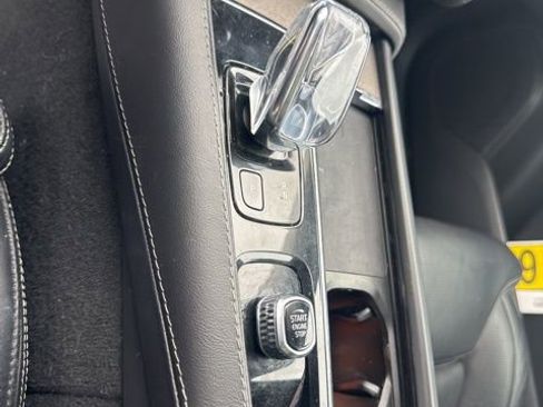 Used 2022 Volvo XC90 T8 Inscription w/ Advanced Package image 19