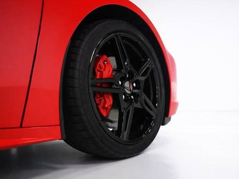 Used 2022 Chevrolet Corvette Stingray Premium Conv w/ Battery Protection Package RWD image 11