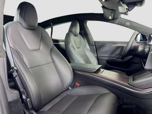 Used 2026 Tesla Model S image 36