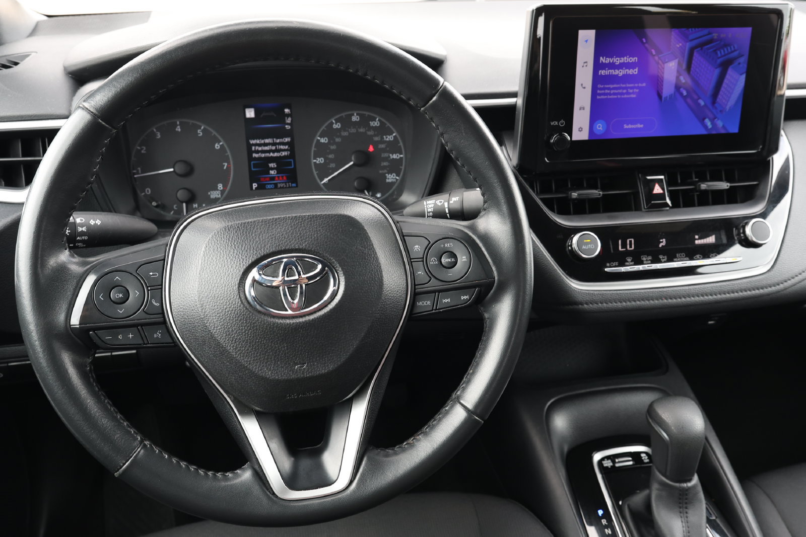 Used 2025 Toyota Corolla SE FWD image 14
