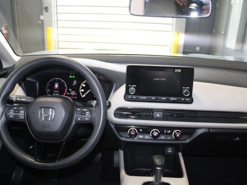 Used 2024 Honda HR-V LX image 22