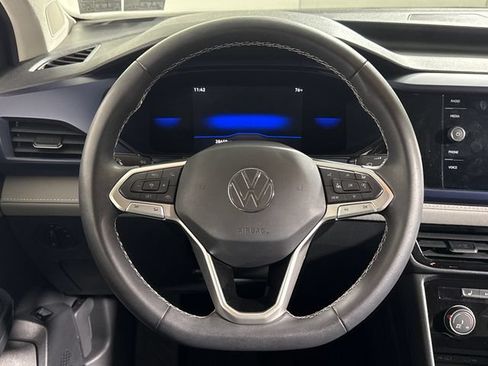 Used 2023 Volkswagen Taos SE AWD/4WD image 25