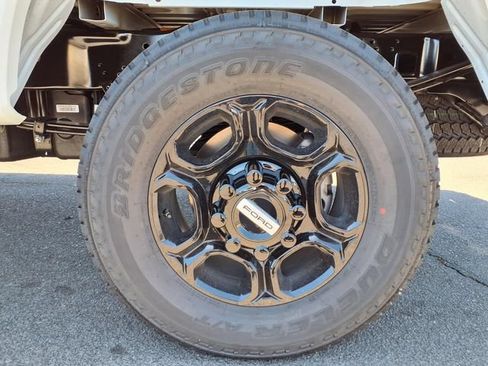 New 2026 Ford F250 XL w/ STX Appearance Package AWD/4WD image 9