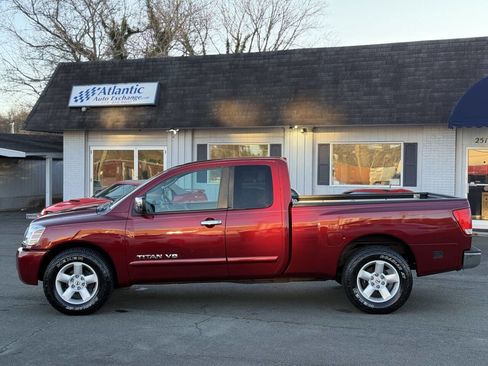Used 2005 Nissan Titan SE w/ (W01) Utility Bed Pkg image 5