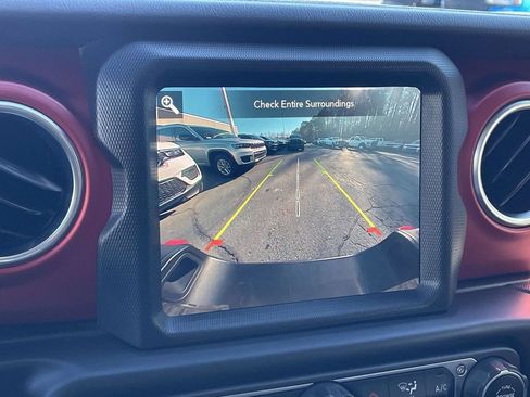 Certified 2020 Jeep Gladiator Rubicon image 33