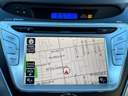 Used 2012 Hyundai Elantra Limited w/ Technology Pkg 5 image 17