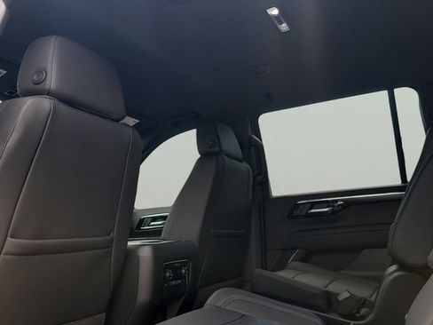 New 2026 Chevrolet Suburban LT w/ Comfort Package RWD image 11