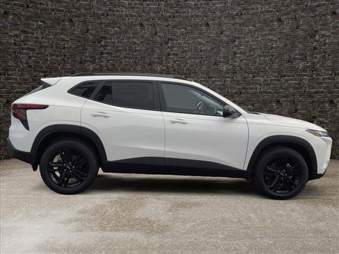 New 2026 Chevrolet Trax ACTIV w/ Driver Confidence Package image 3