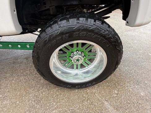 Used 2019 Ford F350 Platinum w/ Platinum Ultimate Package image 14