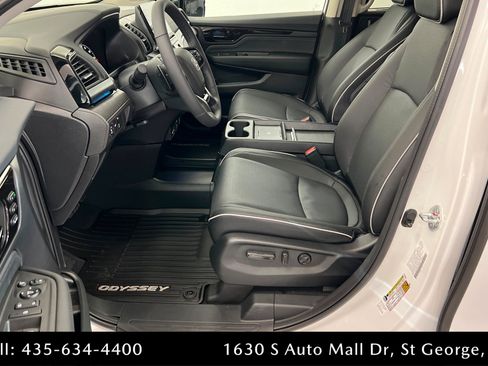 New 2026 Honda Odyssey Elite image 18