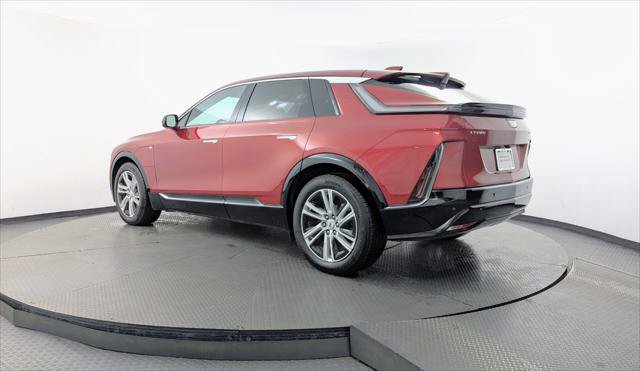 Used 2024 Cadillac Lyriq Tech RWD image 6