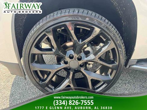 Used 2016 Cadillac Escalade ESV Luxury RWD image 36