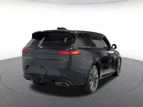 New 2026 Land Rover Range Rover Sport Dynamic SE AWD/4WD image 5