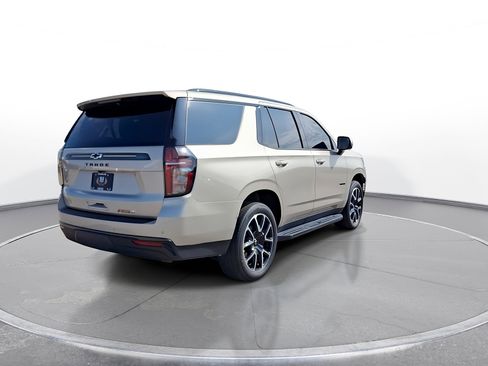 Used 2021 Chevrolet Tahoe RST w/ Luxury Package AWD/4WD image 7
