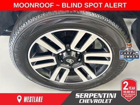 Used 2023 Toyota 4Runner Limited AWD/4WD image 32