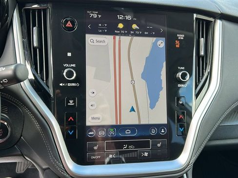 Used 2025 Subaru Outback Premium image 12