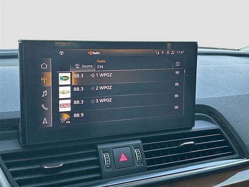 Used 2022 Audi Q5 2.0T Premium Plus image 16