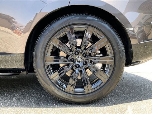 Certified 2023 Land Rover Range Rover SE AWD/4WD image 10