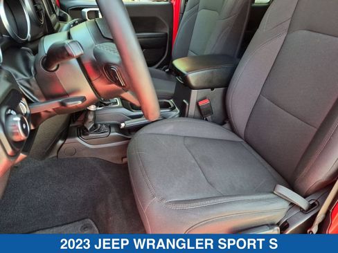 Used 2023 Jeep Wrangler Unlimited Sport AWD/4WD image 17