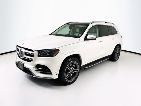 Used 2023 Mercedes-Benz GLS 450 4MATIC image 3