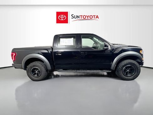 Used 2018 Ford F150 Raptor w/ Equipment Group 802A Luxury image 2