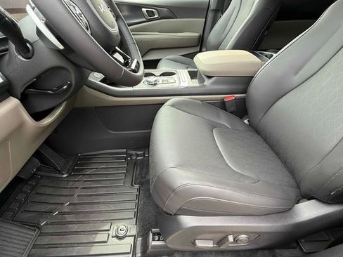 New 2026 Kia Carnival LXS FWD image 10