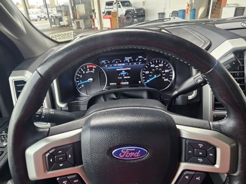 Used 2021 Ford F250 Lariat w/ Lariat Ultimate Package image 17